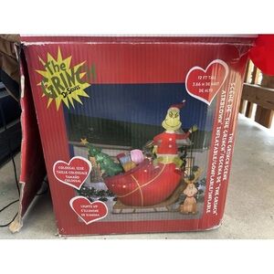Grinch Inflatable Christmas Decoration